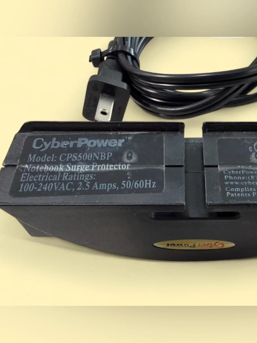 CyberPower CPS500NBP Notebook Surge Protector 100-240v, 2.5A, 50/60Hz.